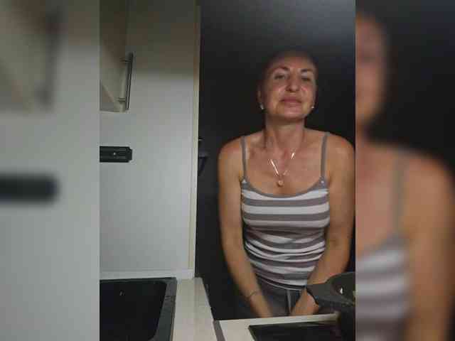 EditaMilf Sex Cam Show