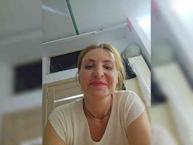 EditaMilf webcam