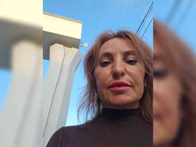 EditaMilf webcam