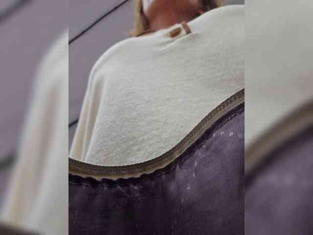 Model: EditaMilf