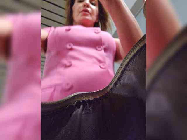Model: EditaMilf
