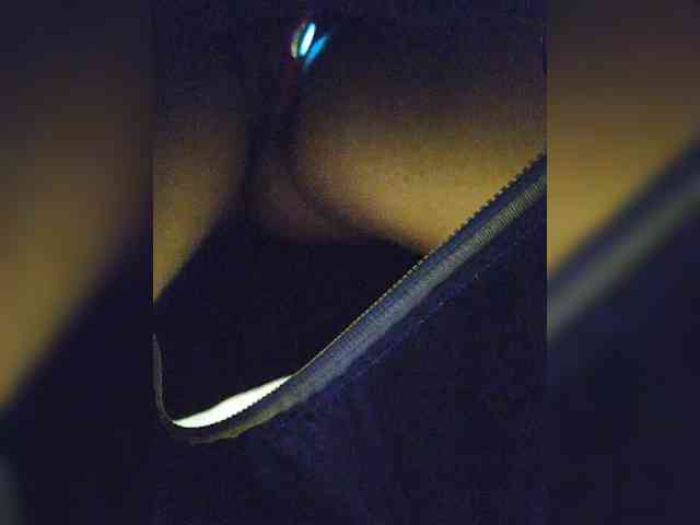 Model: EditaMilf