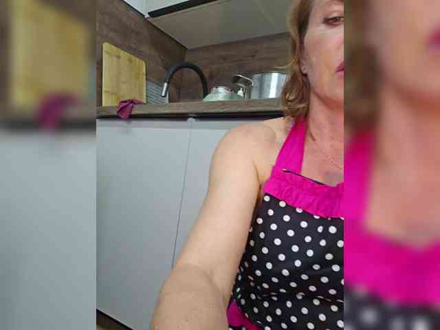 EditaMilf