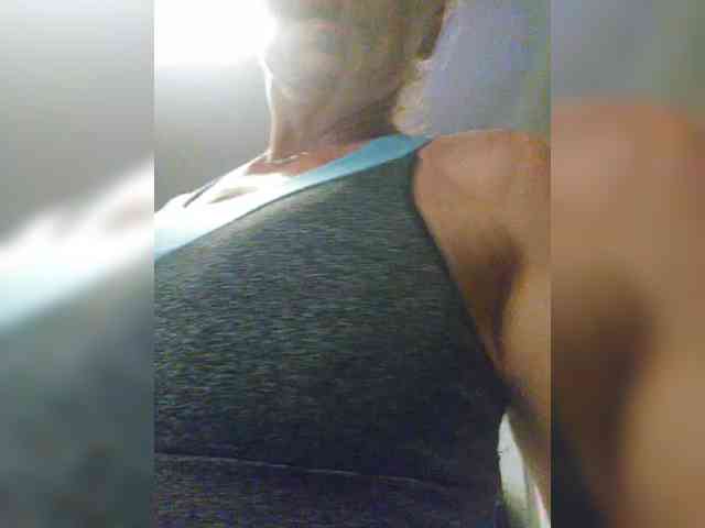 EditaMilf webcam