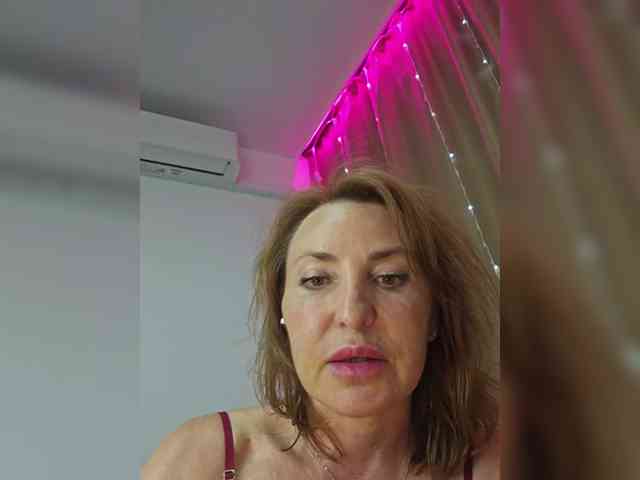 EditaMilf webcam