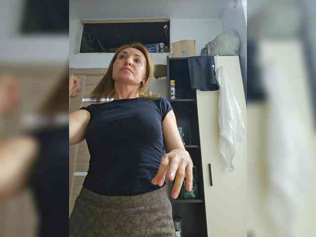 EditaMilf webcam