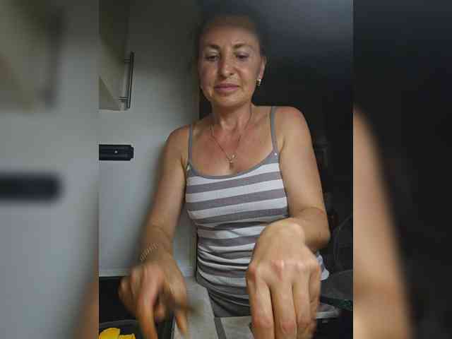 EditaMilf webcam