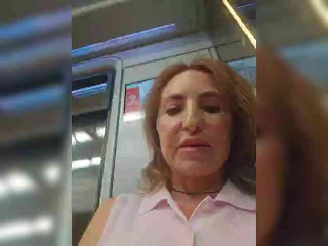 EditaMilf webcam