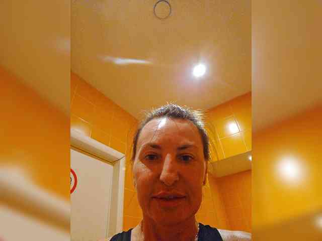 EditaMilf webcam