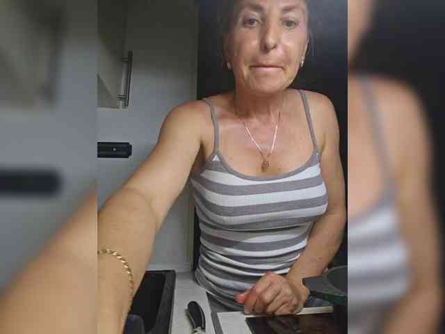 EditaMilf Sex Cam Show