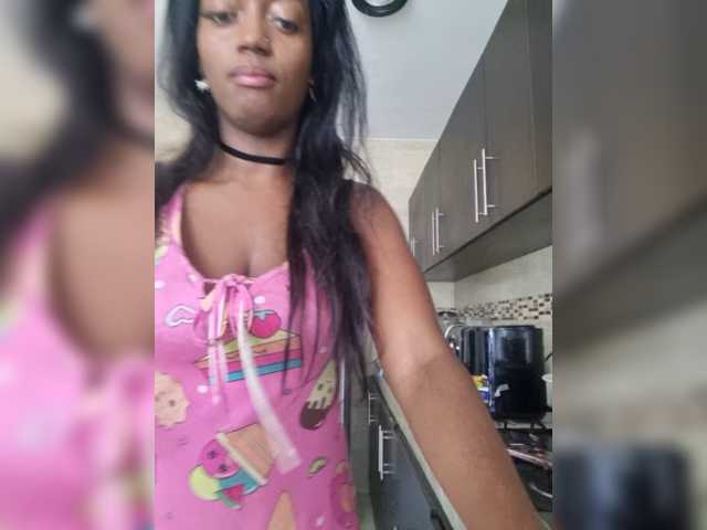 sasha-xxxx, en directo ahora en BongaCams