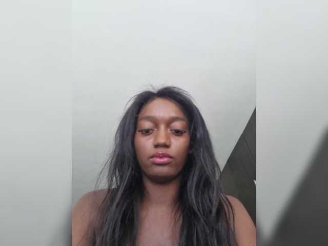 sasha-xxxx live cam on BongaCams
