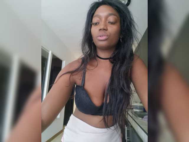 sasha-xxxx, en vivo ahora en BongaCams