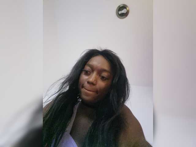 sasha-xxxx live cam on BongaCams
