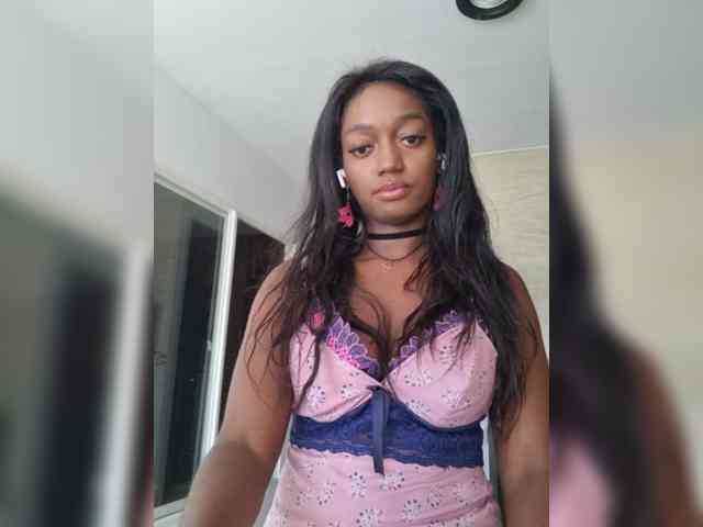 sasha-xxxx webcam