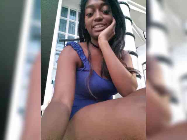 sasha-xxxx webcam