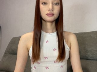 Alice__Foxx