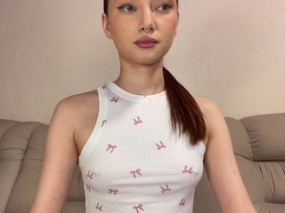 Alice__Foxx