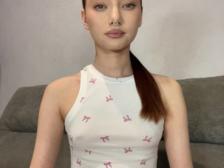 Alice__Foxx