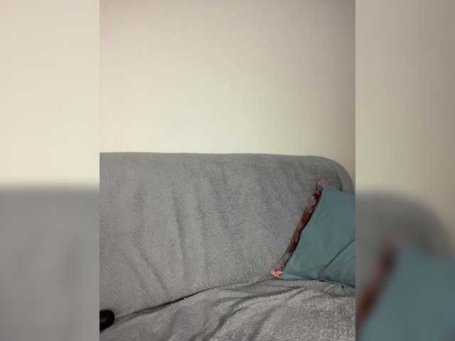 Sweetgirl-11's BongaCams show and profile