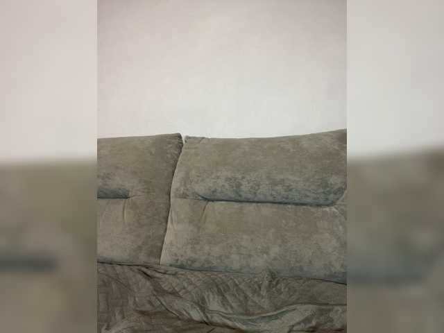 Sweetgirl-11 live webcam show