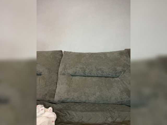 Sweetgirl-11 live cam on BongaCams