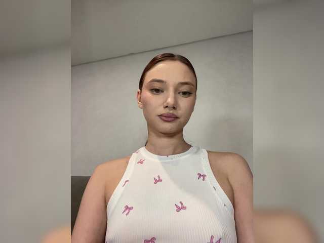 Alice__Foxx live cam