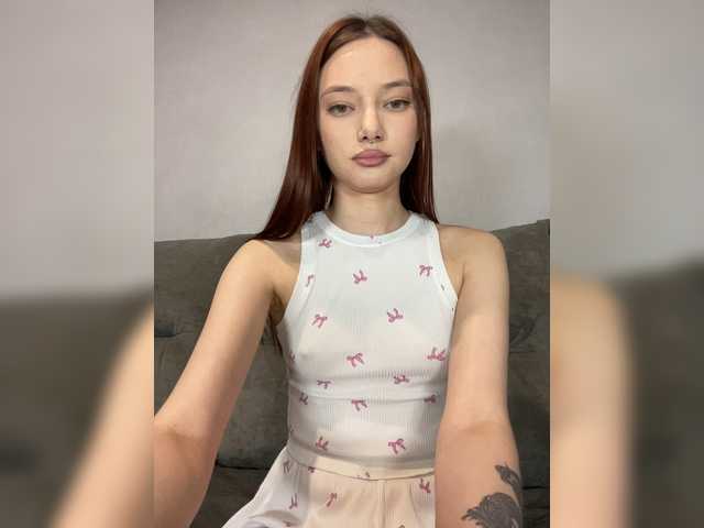 Sweetgirl-11 live cam on BongaCams
