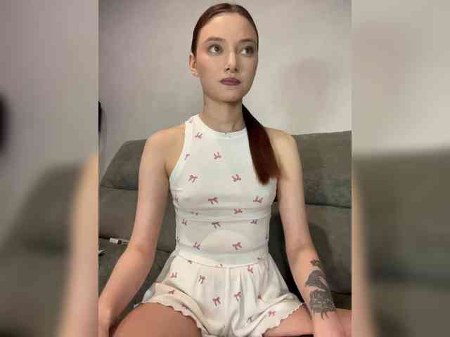 Model: ALice__FoXx
