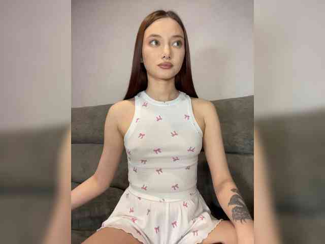 Alice__Foxx