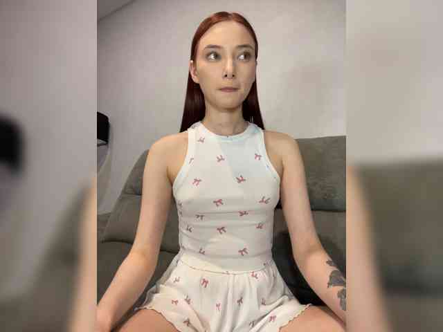 Alice__Foxx