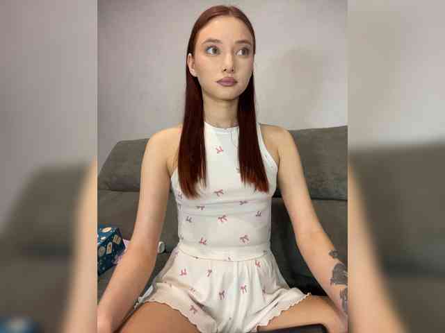 Model: ALice__FoXx