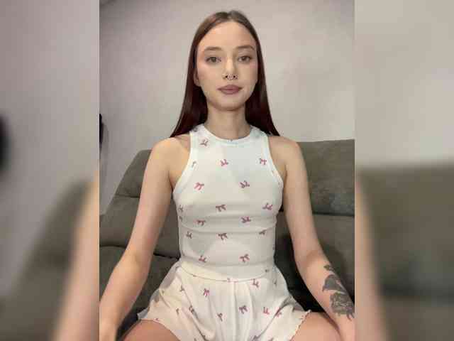 Alice__Foxx
