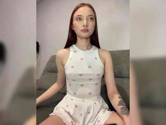 Alice__Foxx
