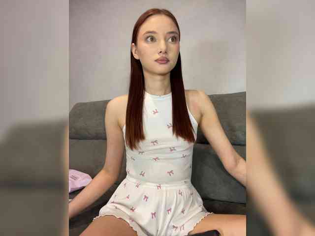Alice__Foxx