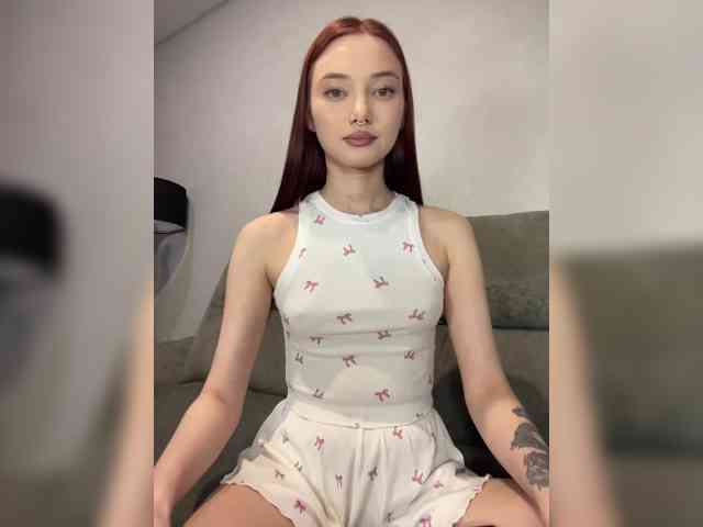 Model: ALice__FoXx