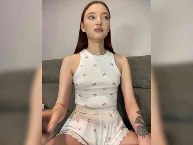 Model: ALice__FoXx