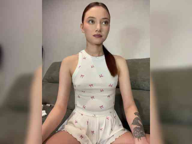 Model: ALice__FoXx