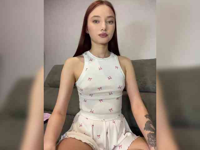 Model: ALice__FoXx