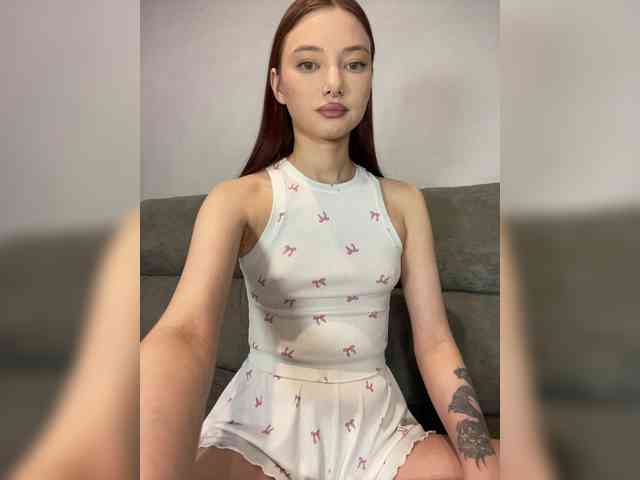 Model: ALice__FoXx