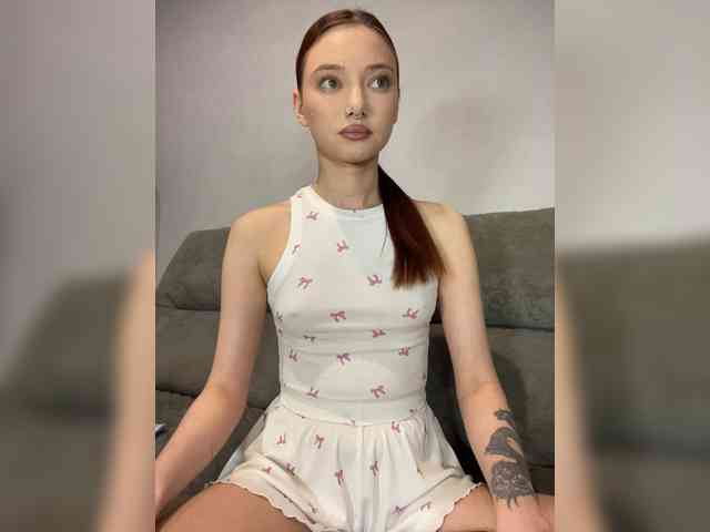 Model: ALice__FoXx