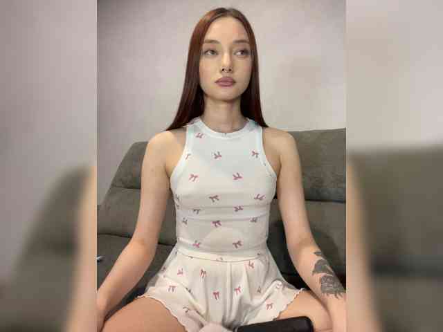 Model: ALice__FoXx