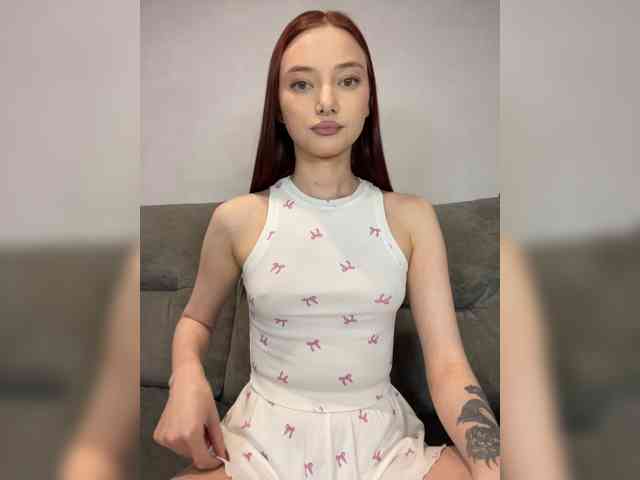 Model: ALice__FoXx