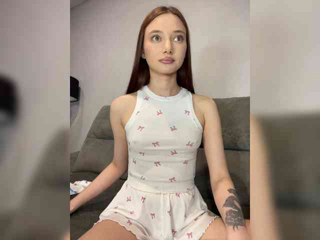 Model: ALice__FoXx