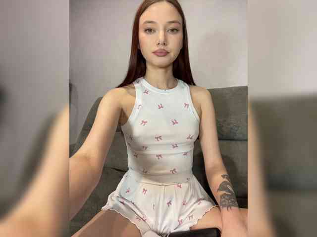 Model: ALice__FoXx