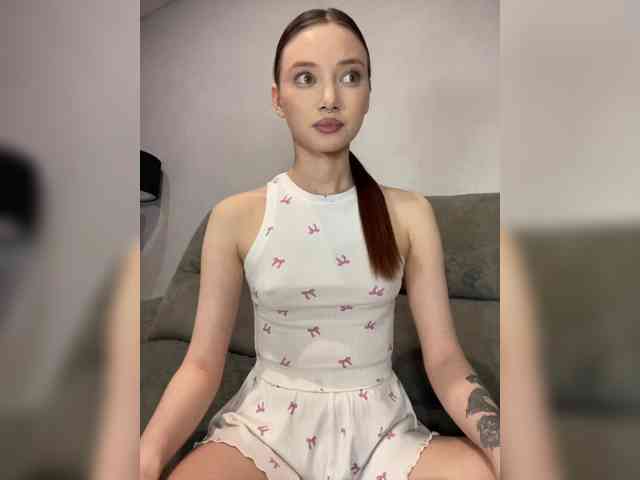 Alice__Foxx