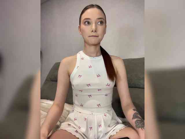 Model: ALice__FoXx