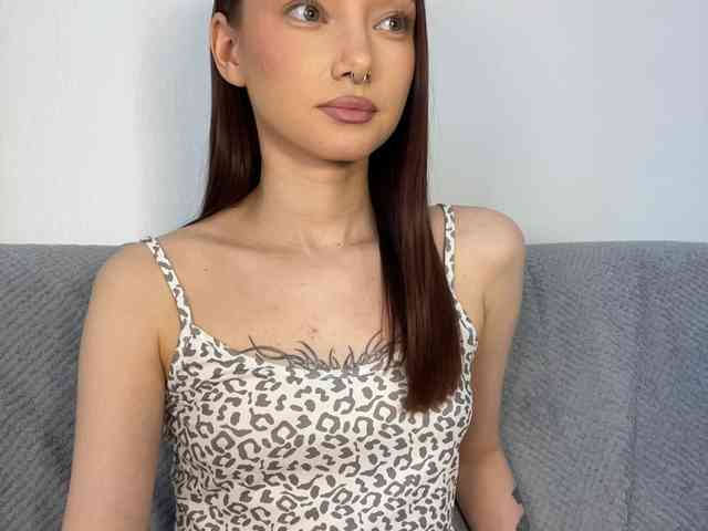Alice__Foxx