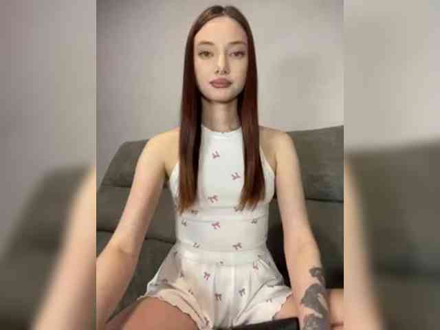Model: ALice__FoXx