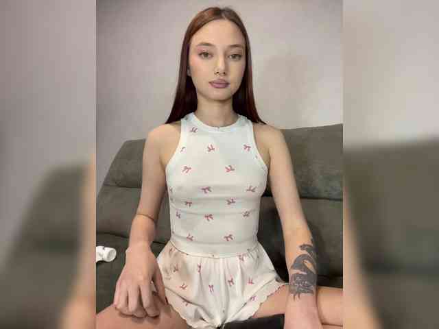Model: ALice__FoXx